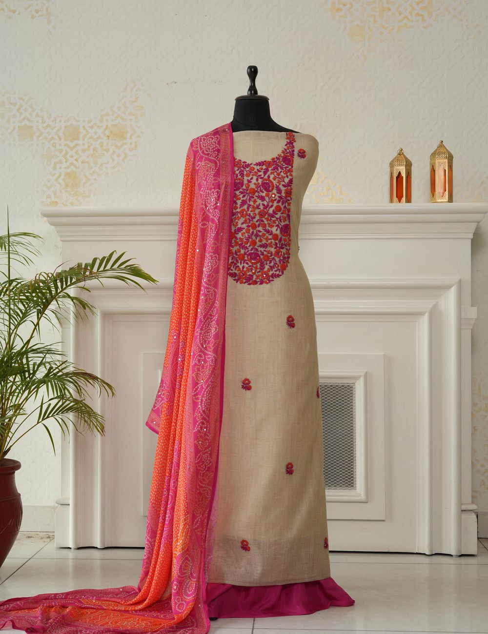 Featured Unstitched