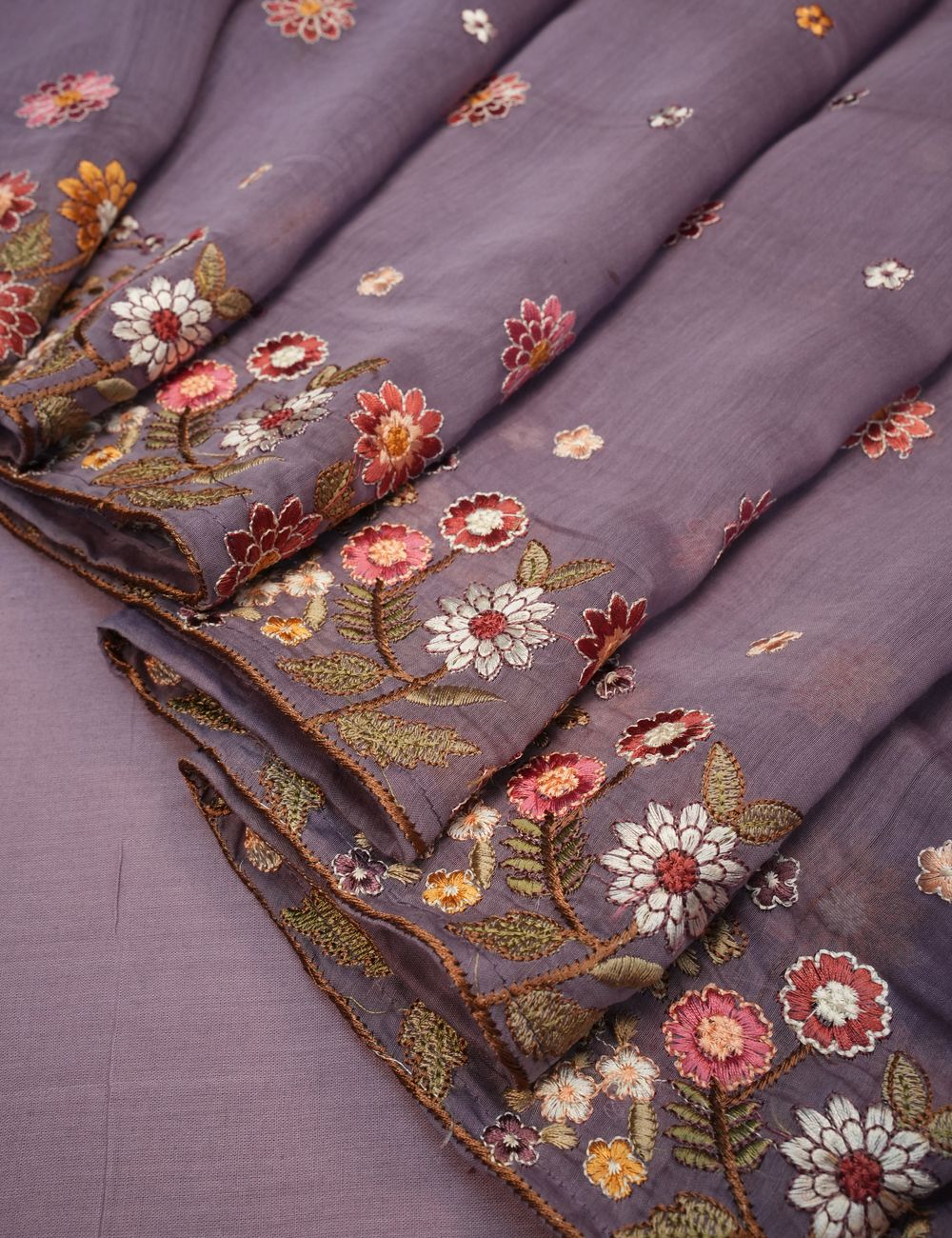Gul-E-Lilac