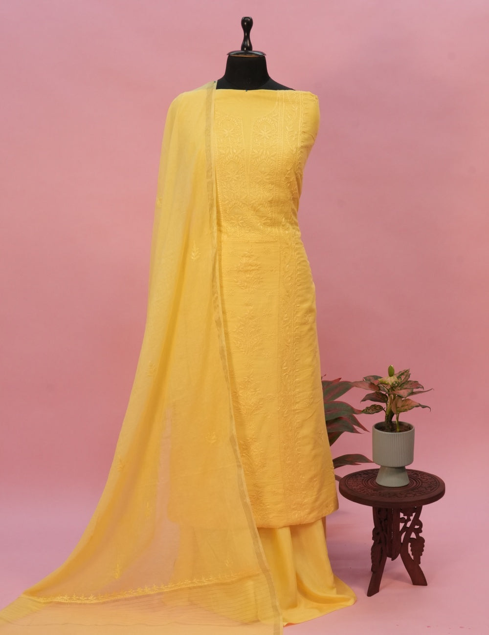 Sunthread Aura