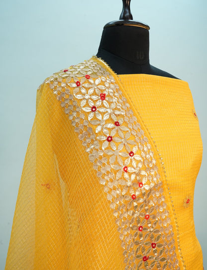 Kesari Noor