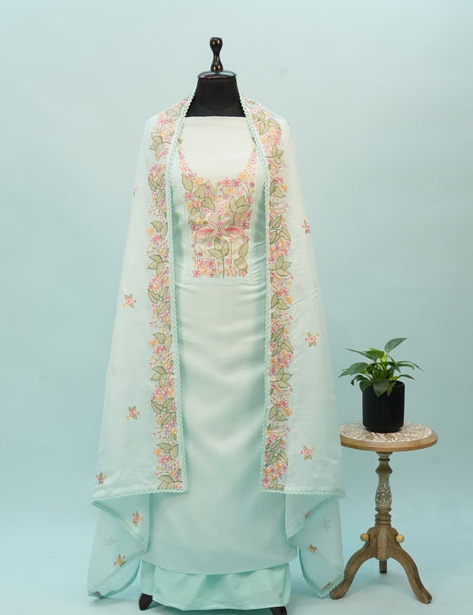 Roselle Aviya
