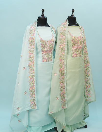 Roselle Aviya