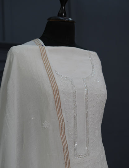 Noor Blanche