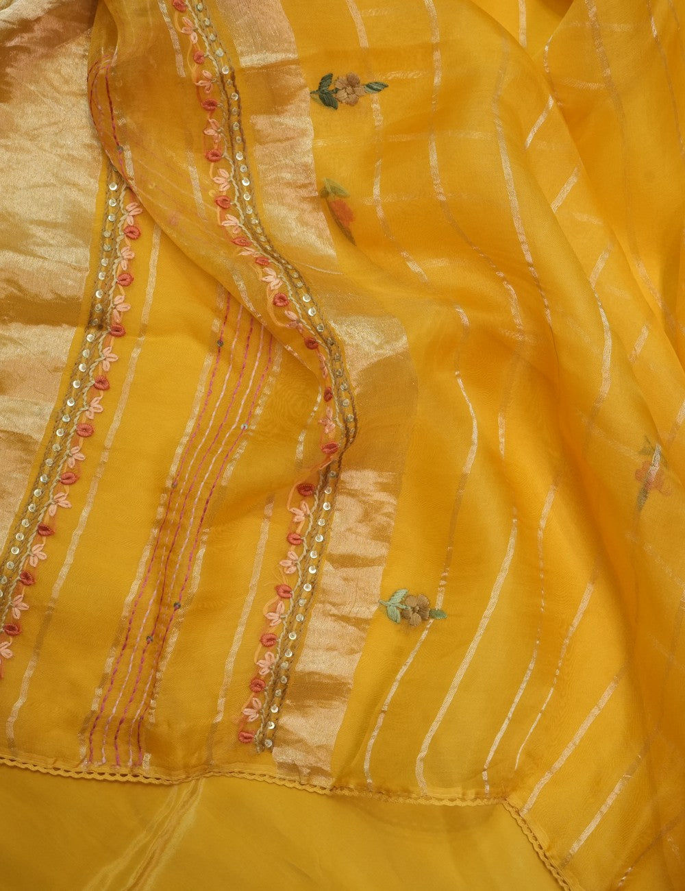 Rangrez Pakhi