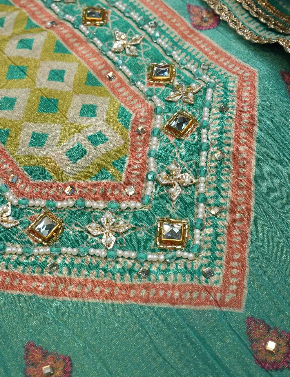 Mehraab Weave