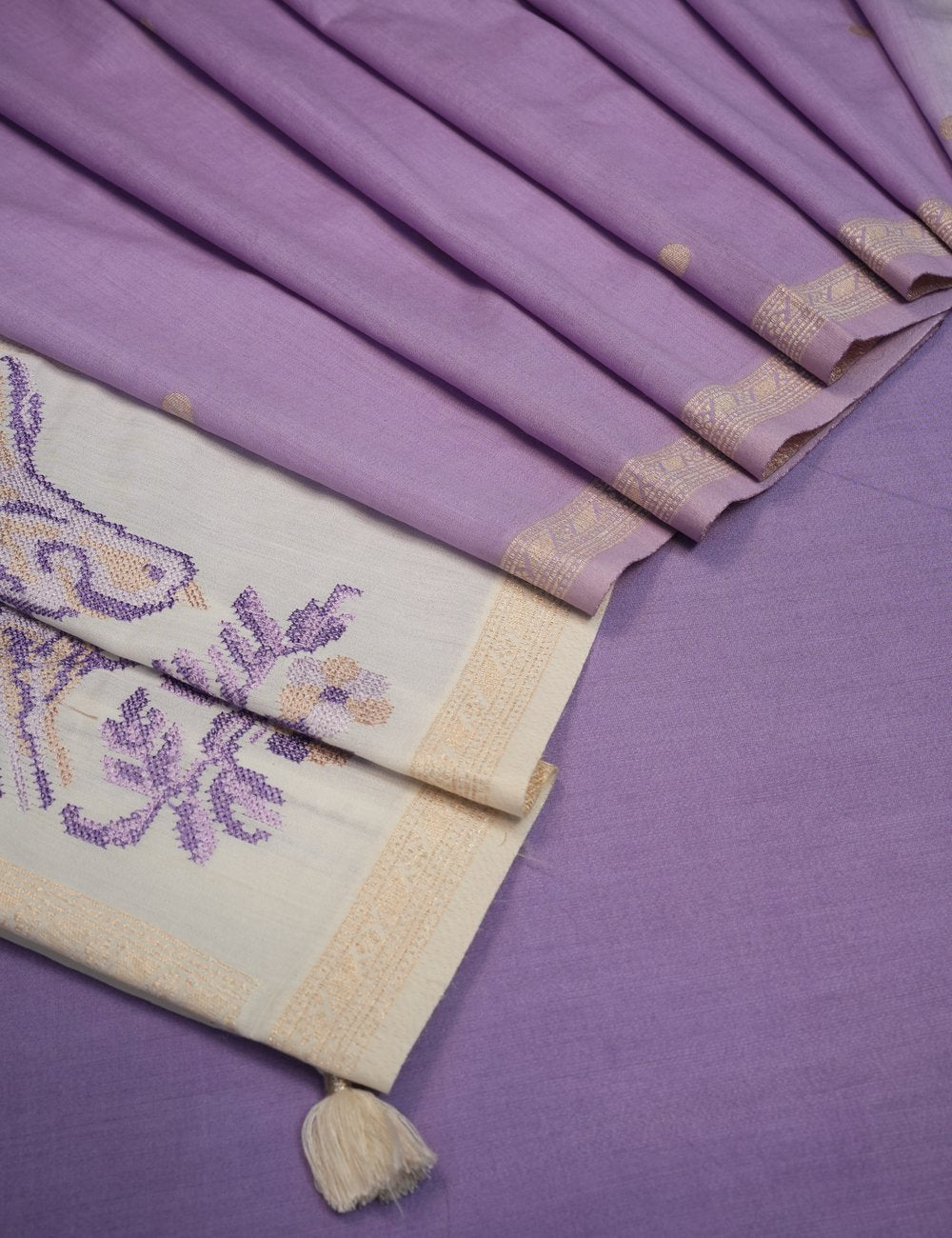 Lilac Aura